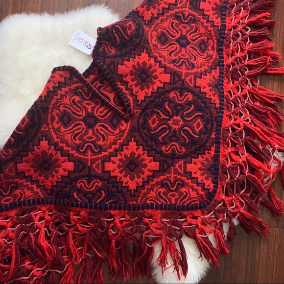 Vintage 70s Red Fringed Poncho - Picture 4 of 5